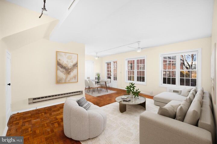 Property Photo:  1663 Fitzgerald Lane  VA 22302 