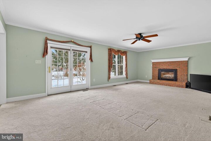 Property Photo:  1240 Hambiltonian Way  PA 17404 