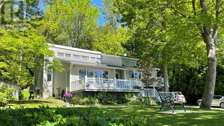 172 Bruce Road 9 — photo 1