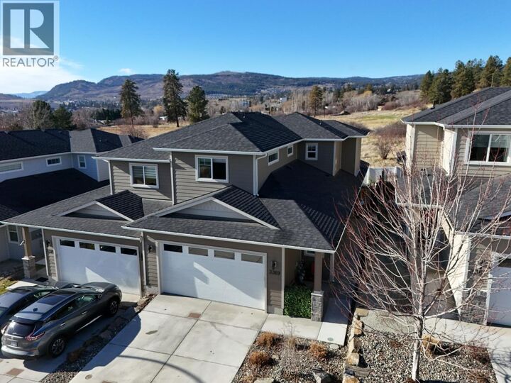 3369 Hawks Crescent — photo 1