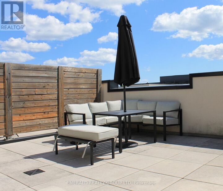 Property Photo:  1127 Cooke Boulevard 507  ON L5M 7C5 