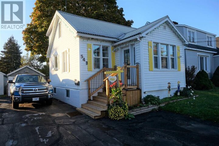 Photo de la propriété: 543 Morin St ON P6C 3G1