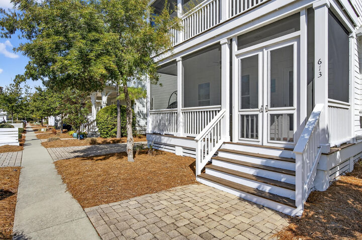 Property Photo:  613 Flatwoods Forest Loop  FL 32459 