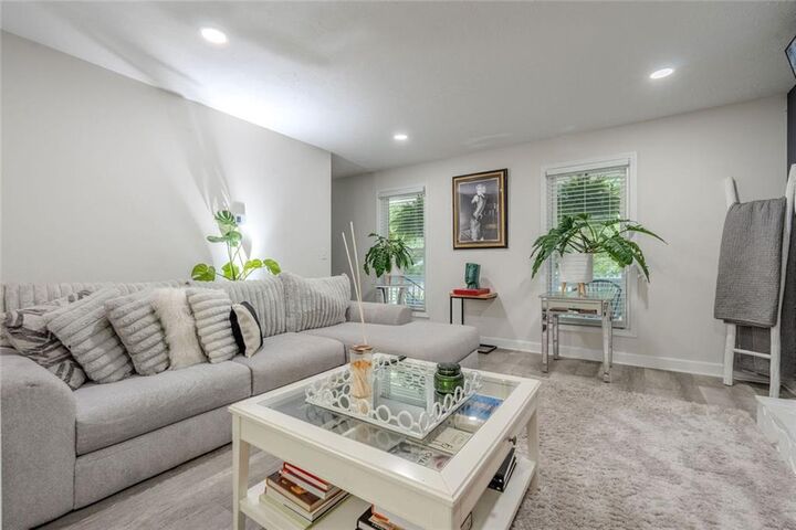 Property Photo: 5601 Tunbridge Wells Road GA 30058