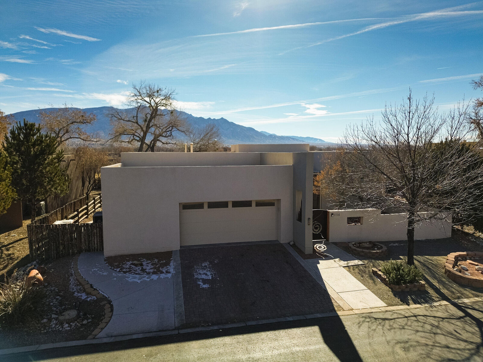 Property Photo:  1114 W Avenida Los Suenos  NM 87004 