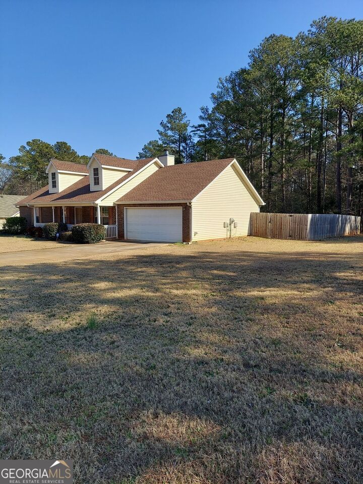 Property Photo:  225 Oak Hill Drive  GA 30016 