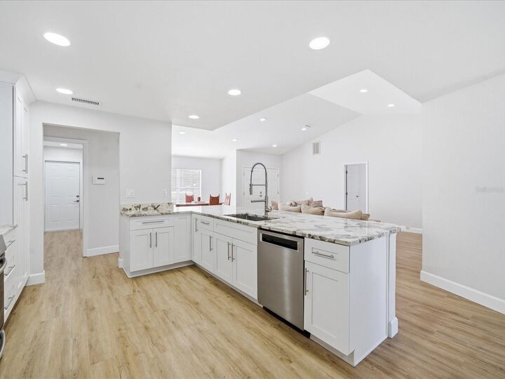 Property Photo: 4703 Orange Grove Way FL 34684