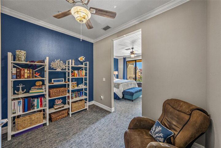 Property Photo:  6411 Mayra Shores Lane  FL 33572 