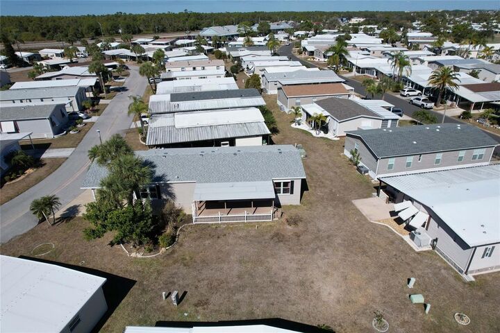 Property Photo:  2100 Kings Highway Lane 1064  FL 33980 