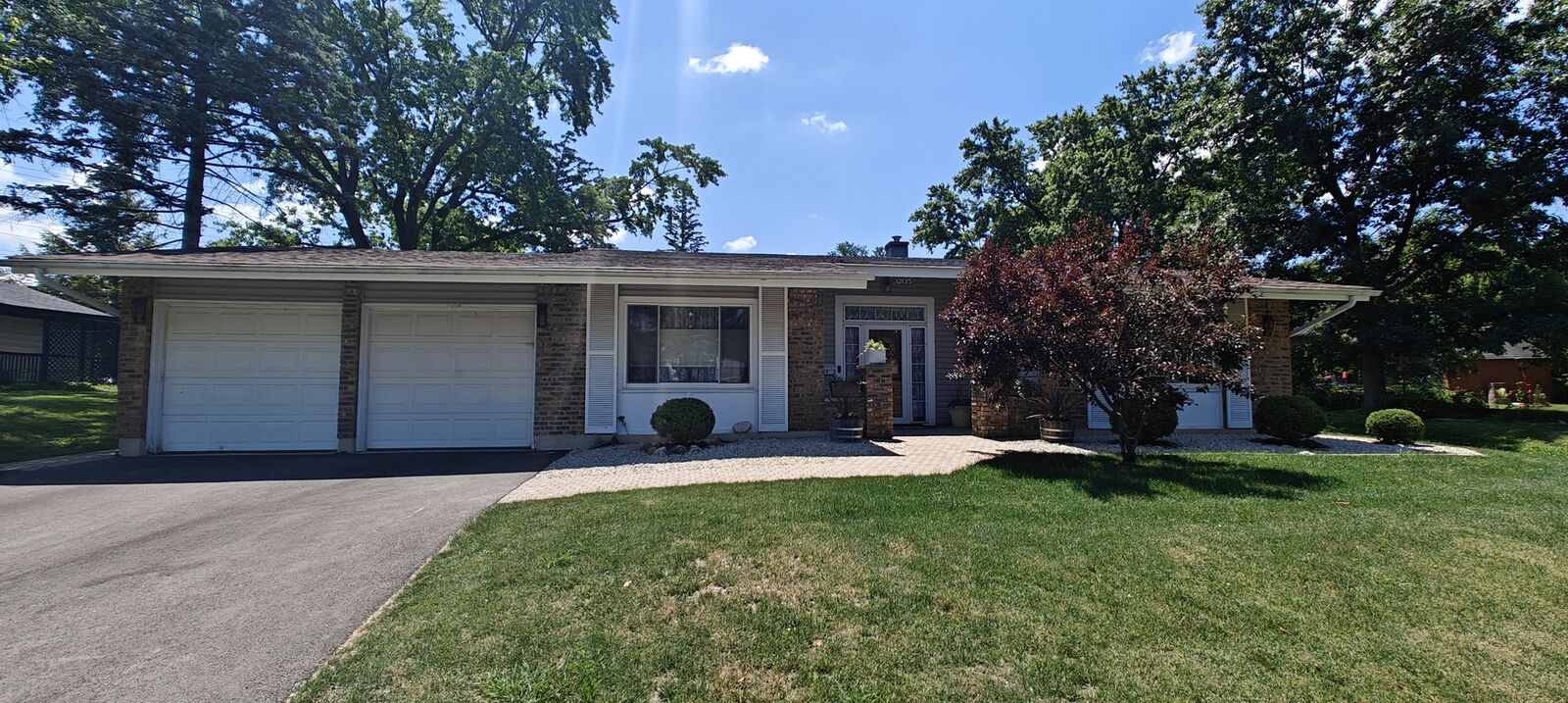 Property Photo:  3205 63rd Street  IL 60517 