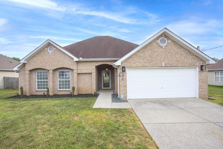 Property Photo:  607 Mable Dr  TN 37086 