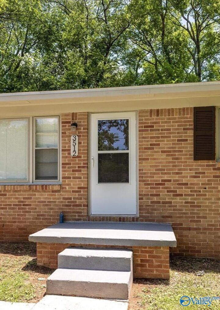 Property Photo: 3512 Lois Lane NW AL 35810