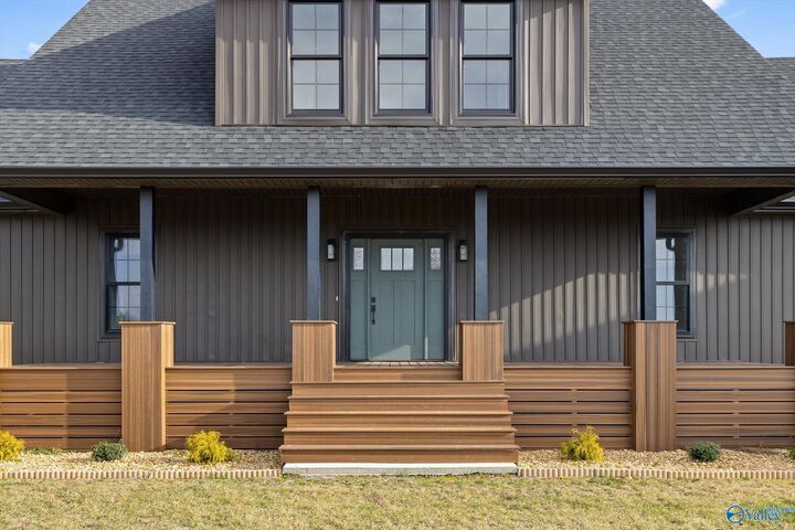 Property Photo:  1589 County Road 4  AL 35962 