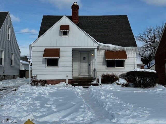 Property Photo: 2910 Fortune Avenue OH 44134