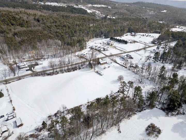 Property Photo:  412 Winter Street  NH 03743 