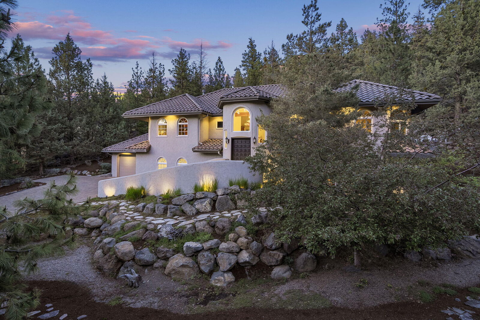 Property Photo:  2279 NW Putnam Road  OR 97703 