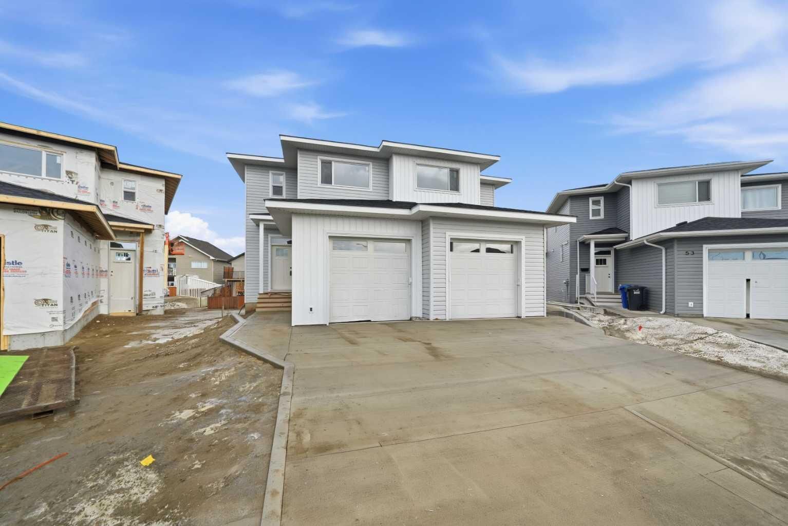Property Photo: 61 Pinnacle Close AB T4M 0M3