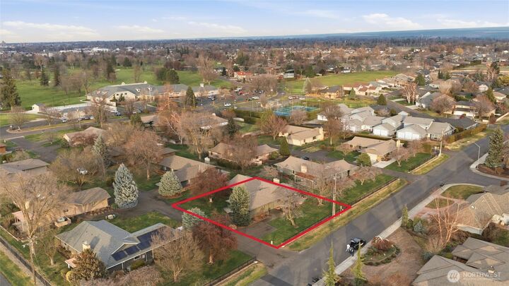 Property Photo:  1390  Highland Road  WA 99362 