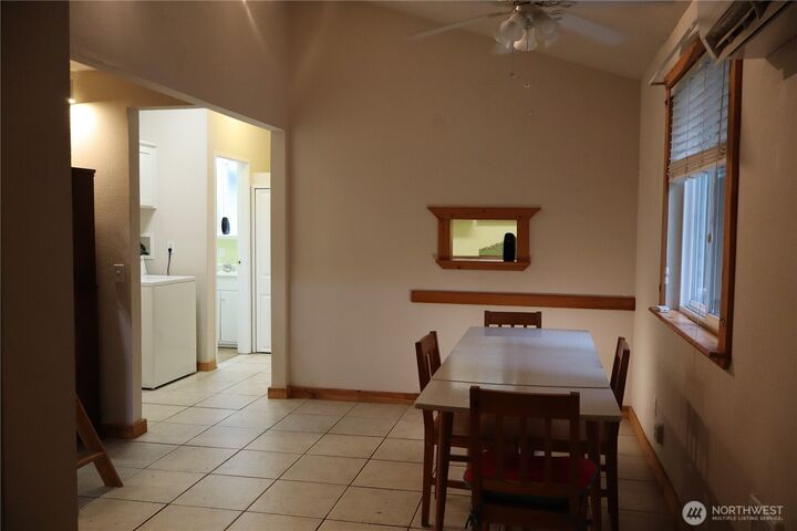 Property Photo:  31 E Colvos Pl E  WA 98584 