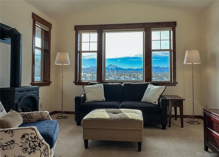 Property Photo:  39 Cozens Pointe Circle B202  CO 80442 