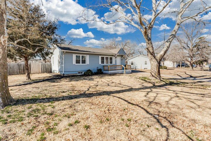 Photo de la propriété:  6631 N Kerman St.  KS 67219 