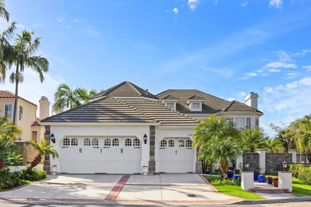 Property Photo: 12213 Fairway Pointe Row CA 92128
