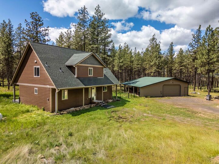 Property Photo:  22410 S Ritchey Rd  WA 99004 