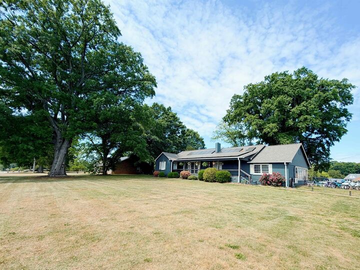 Property Photo:  148 Virginia Avenue  SC 29341 