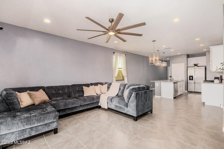 Property Photo:  4799 E Greenway Wash Drive  AZ 85706 