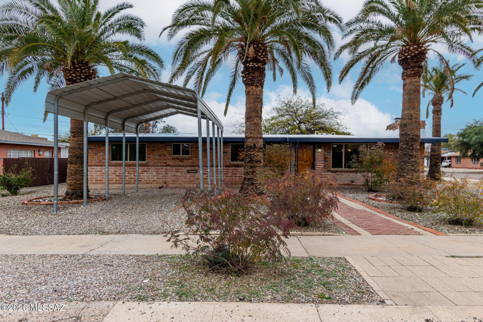 Property Photo:  861 S Charles Avenue  AZ 85711 