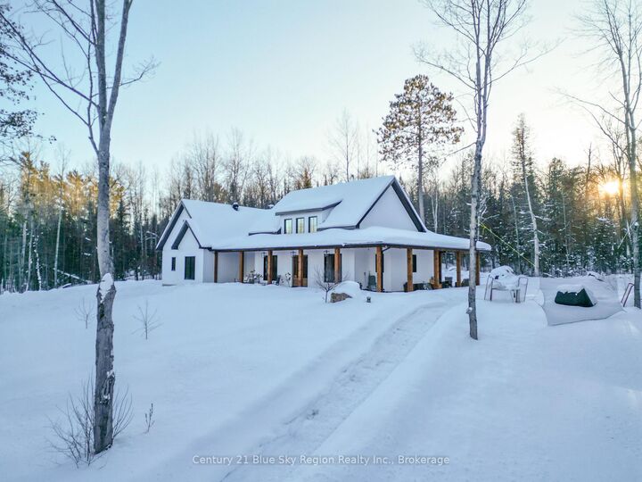 Property Photo:  841 Highway 17 N/A E  ON P0H 2E0 