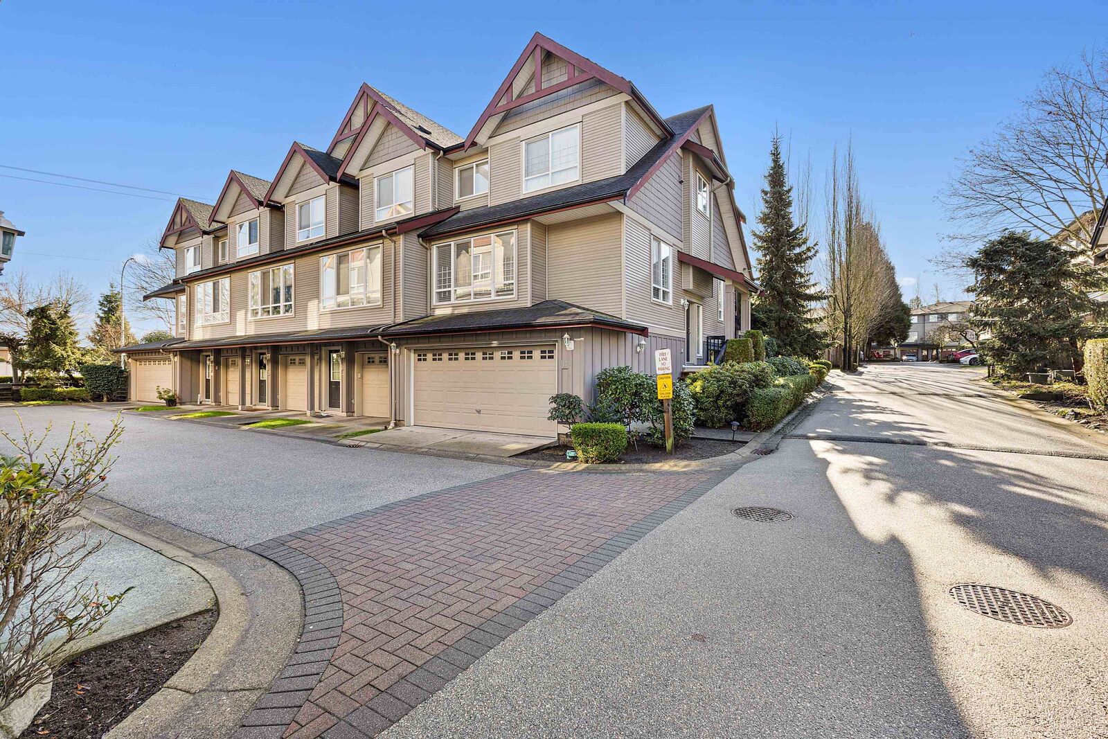 Property Photo: 16772 61 Avenue 17 BC V3S 4P2