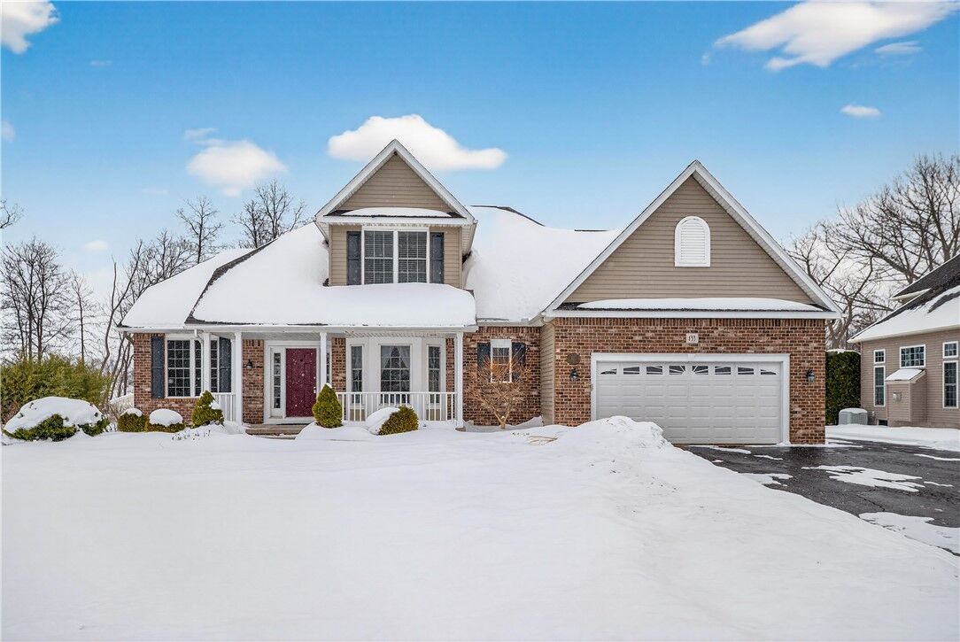 Property Photo:  133 Blue Aspen Way  NY 14612 