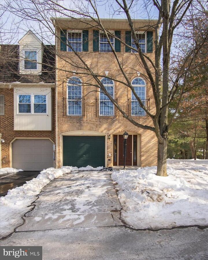 Property Photo: 1015 Lindsay Lane MD 21742