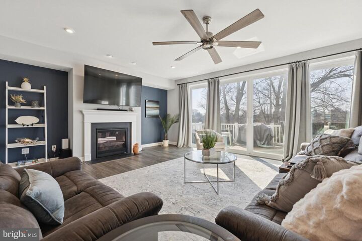 Property Photo:  8102 Zoe Place  VA 22306 