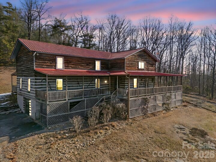 Property Photo: 156 Carpenters Knob Drive NC 28090