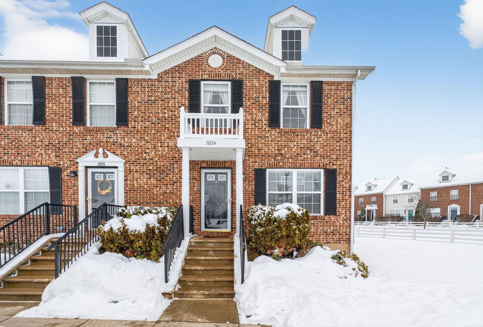 Property Photo:  1054 Shady Lake Drive  OH 43228 