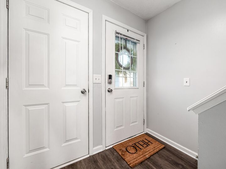 Property Photo:  4633 Parrau Drive  OH 43228 