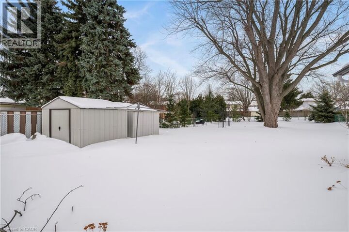 Property Photo:  401 Mohawk Road West  ON L9C 1W5 