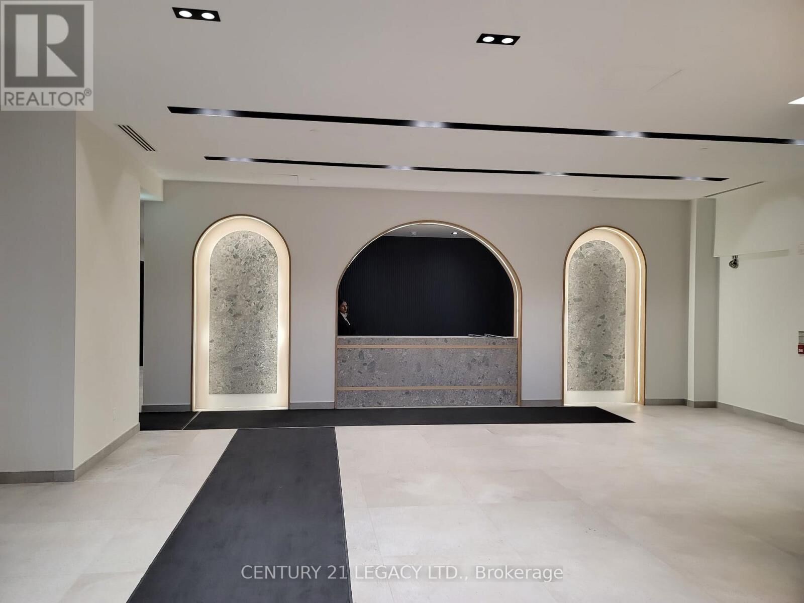 Property Photo: 225 Malta Avenue 603 ON L6Y 4M5