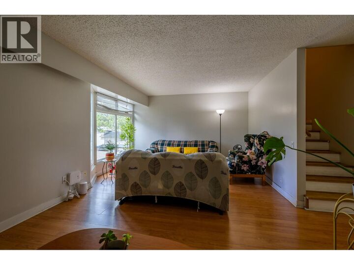 Photo de la propriété:  665 McBeth Place 83  BC V2C 5V9 