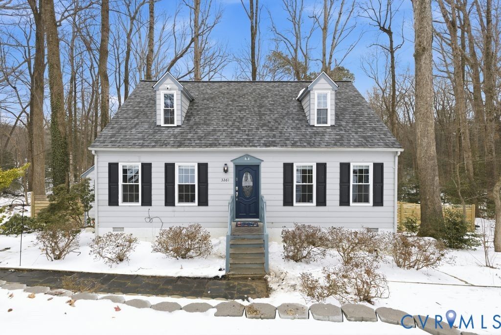 Property Photo:  3261 Summerbrooke Drive  VA 23235 