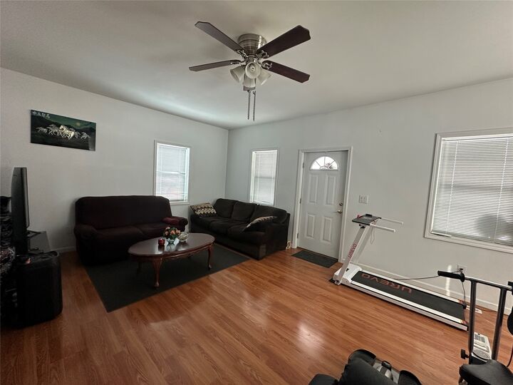 Property Photo:  28 Chestnut Street  PA 16417 