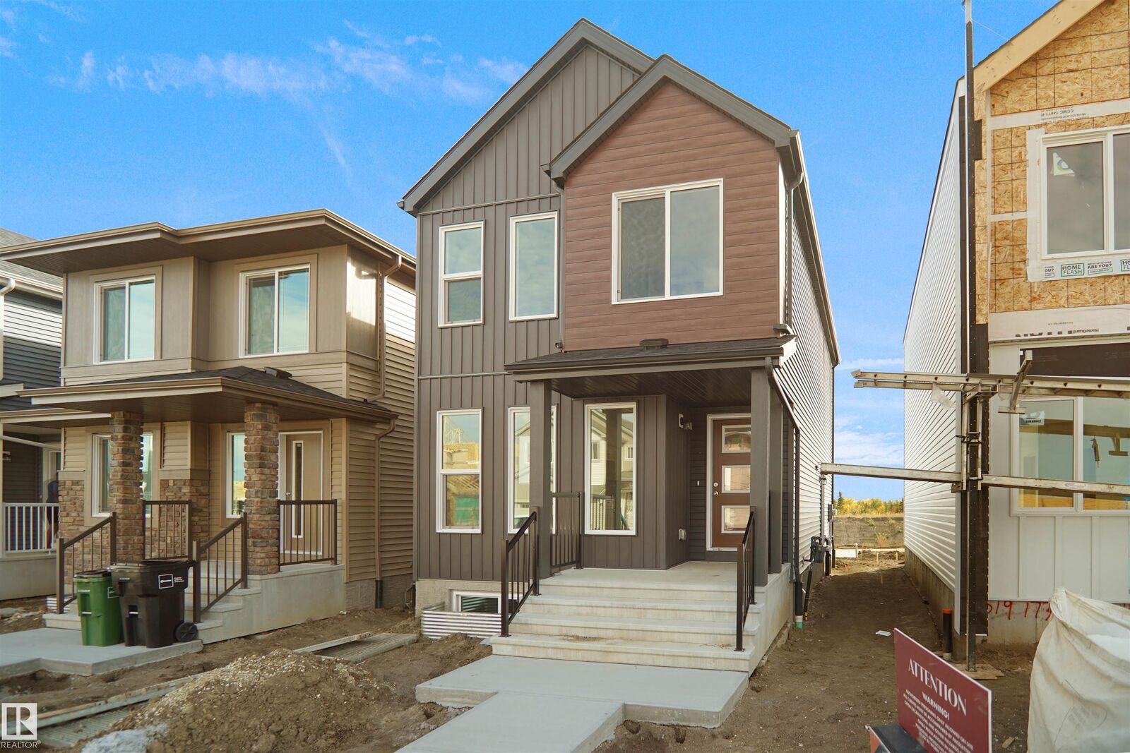 Property Photo:  21031 25 Avenue NW  AB T6M 3C4 