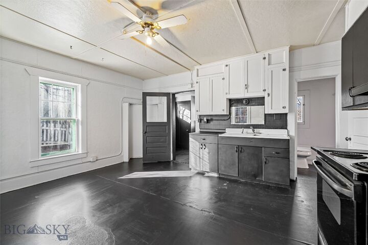 Property Photo: 411 Stone Street MT 59030