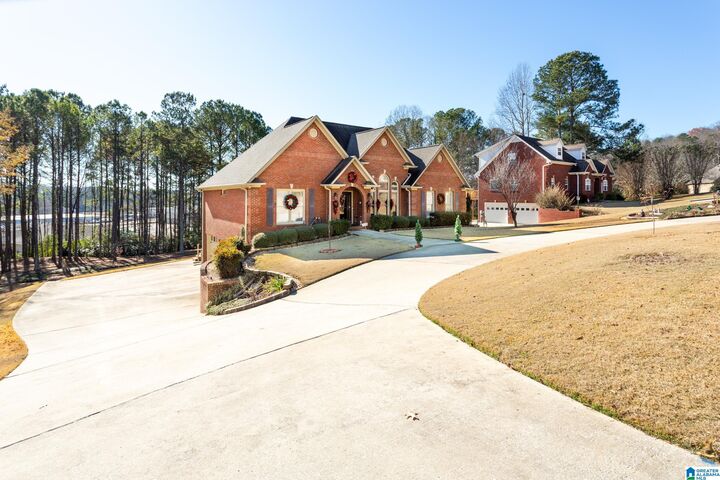 Property Photo:  7513 Old Mill Circle  AL 35173 