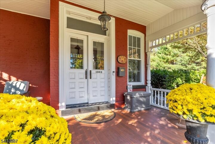 Property Photo:  1303 Watchung Ave  NJ 07060 