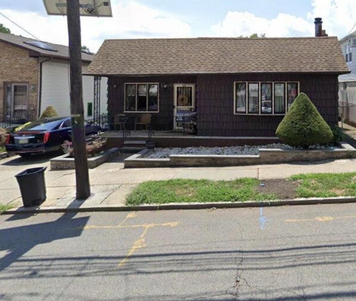 Property Photo:  229 Centre Ave  NJ 07094 