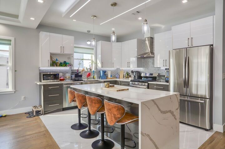 Property Photo:  299 Columbia Ave 2  NJ 07307 