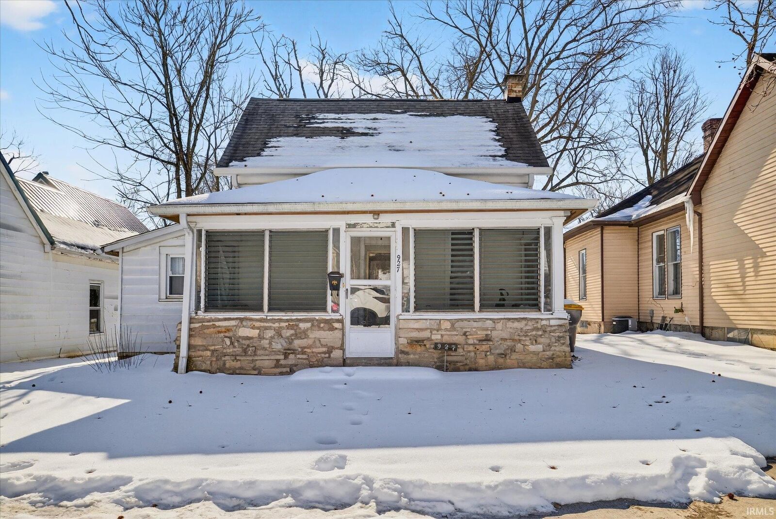 Property Photo:  927 W 6th Street  IN 47404 